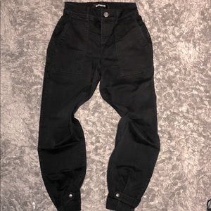 Black High Rise Straight Cargo Cropped Pants